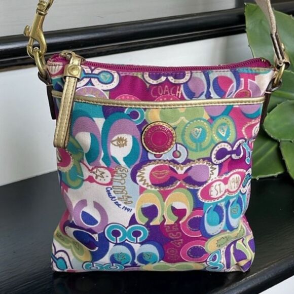 Coach Handbags - Coach, rare, genuine, leather vintage Crossbody shoulder handbag purse, colorful